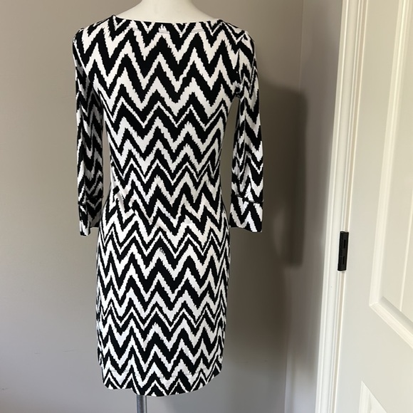 Lilly Pulitzer Sophie UPF 50 Onyx Get Your Chev On Solsafe Tunic Dress XXS - Picture 8 of 11